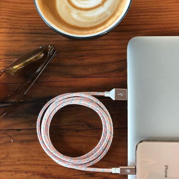 Rose Gold Lightning Cable (5 ft / 1.5m longitud)